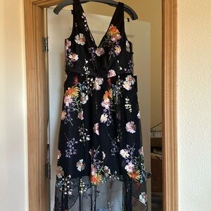 NWT Adrianna Papell dress ladies size 4